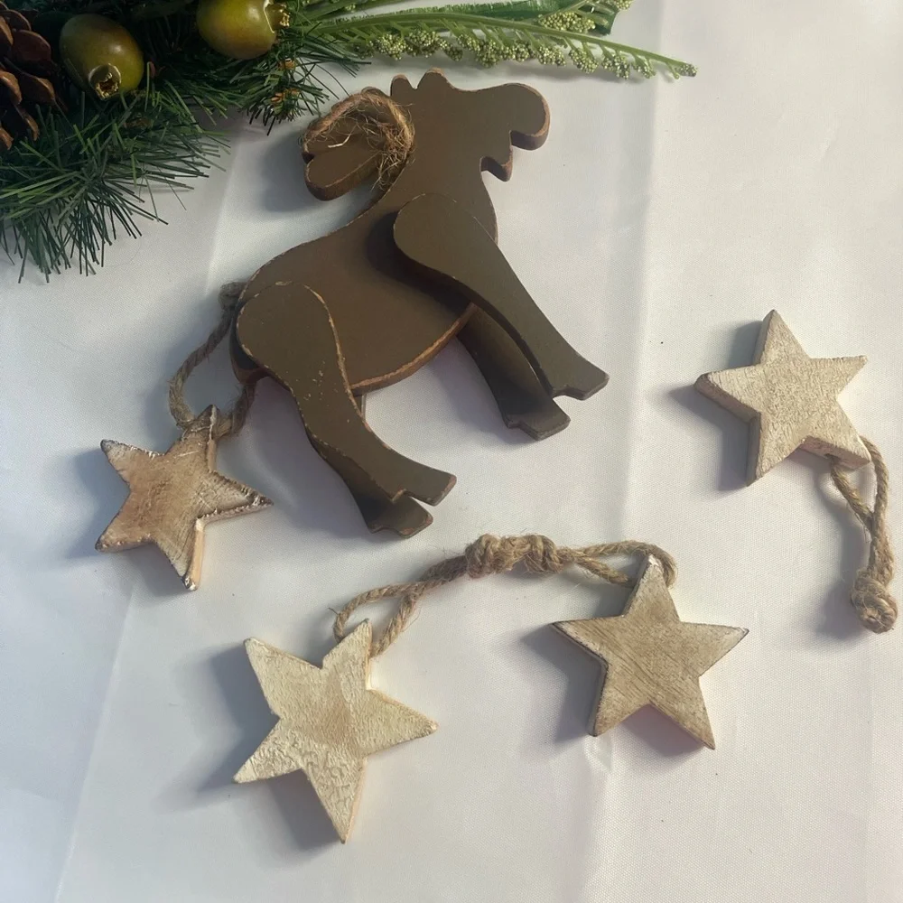 Rustic Wooden Moose & Star Ornaments • Farmhouse Christmas Decor • Set of 5